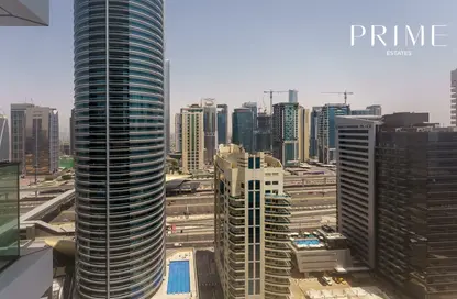 Apartment - 1 Bedroom - 2 Bathrooms for sale in Vida Residences Dubai Marina - Dubai Marina - Dubai